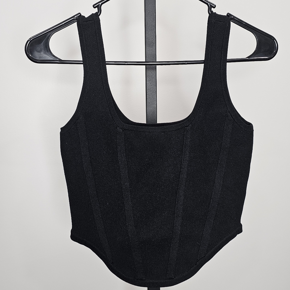 Black Sleeveless Corset Style Crop Top
